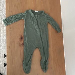 Green soft footie size newborn.